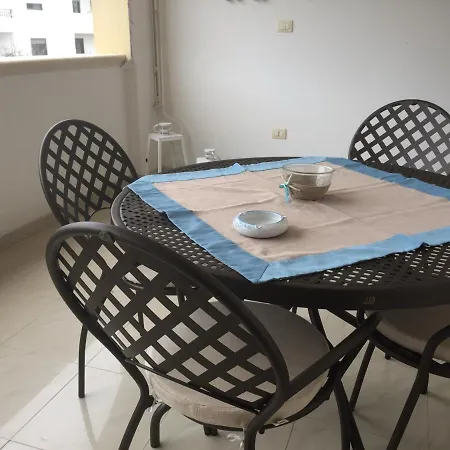 Apartament Striari *